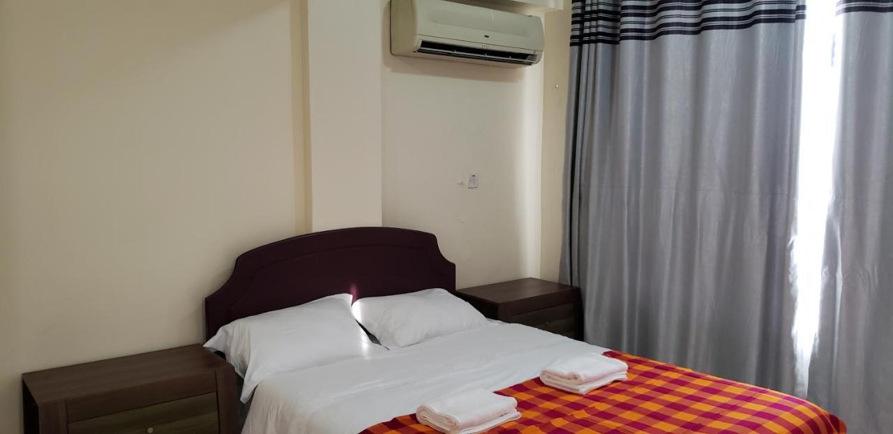Pearl At Oyster Bay Bed and Breakfast Dar es Salaam Exteriör bild