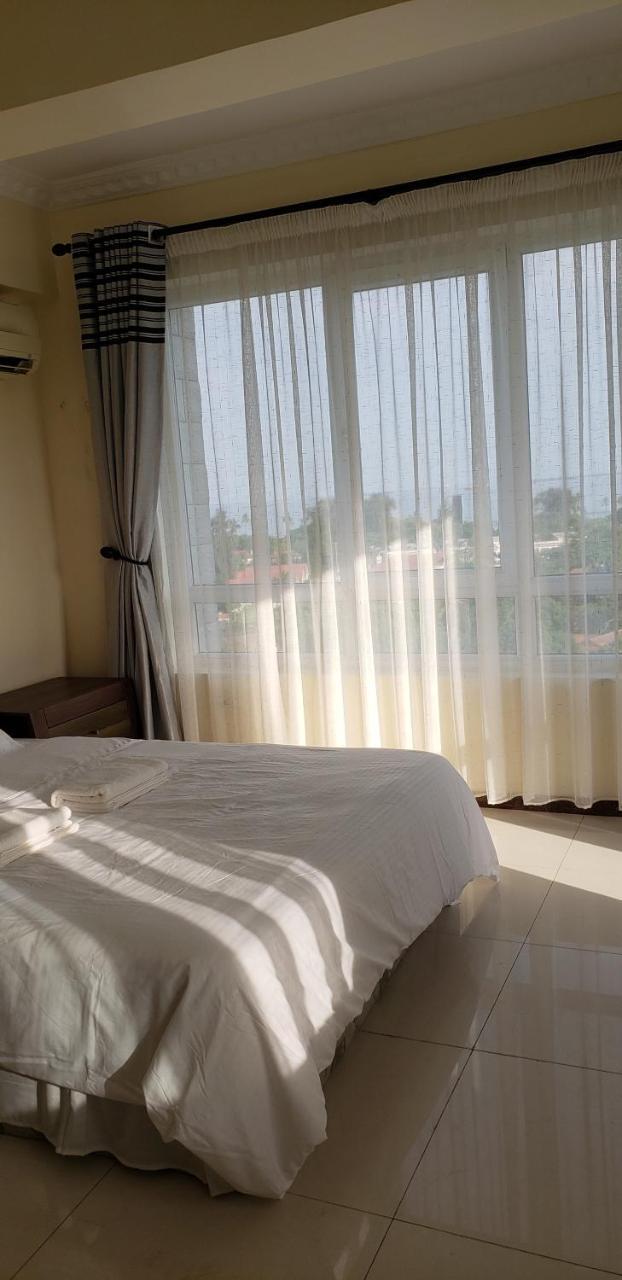 Pearl At Oyster Bay Bed and Breakfast Dar es Salaam Exteriör bild
