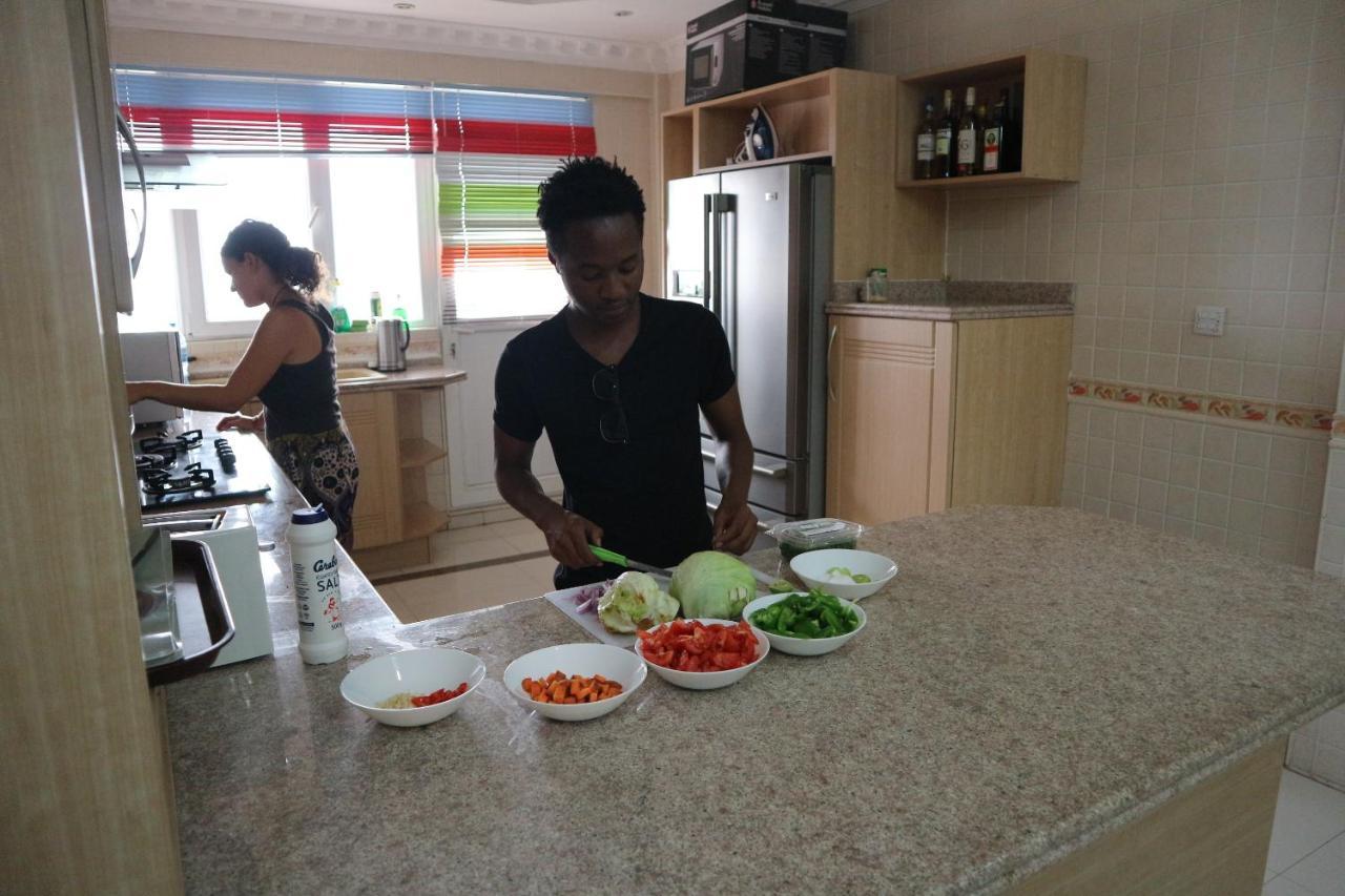 Pearl At Oyster Bay Bed and Breakfast Dar es Salaam Exteriör bild