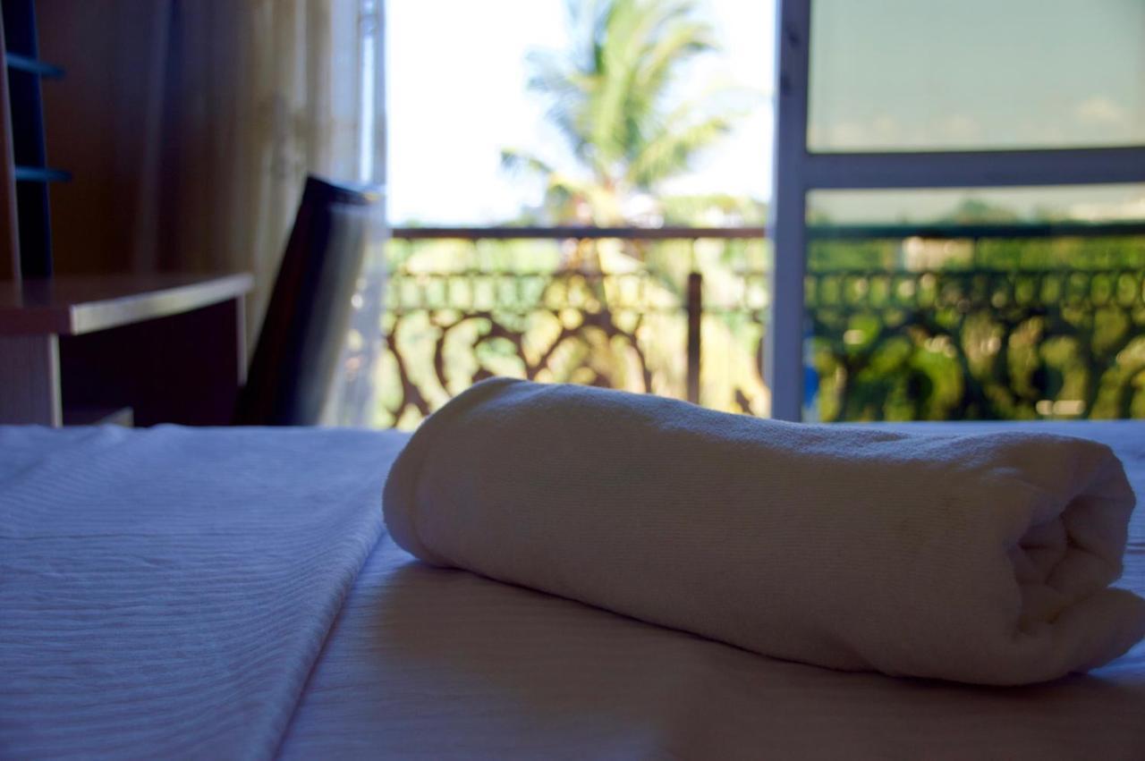 Pearl At Oyster Bay Bed and Breakfast Dar es Salaam Exteriör bild